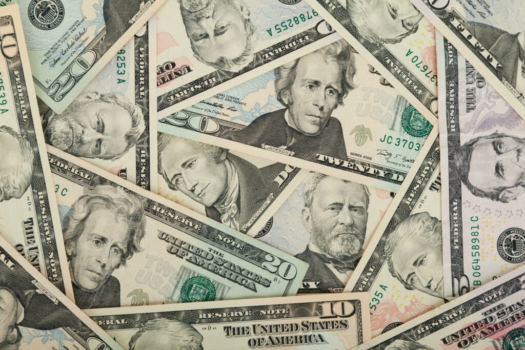 Number of Dollar Millionaires Worldwide Grows Despite Corona Austrian