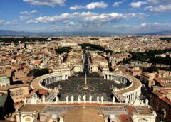 The time of vacancy begins in the Vatican
