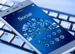 How to Be More Mindful When Using Technology in Everyday Life