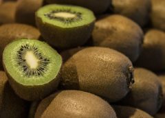 Superfood kiwi – how healthy is this fruit really?