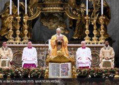 Pope Leo XIV at Christmas Mass: “Let Us Proclaim the Joy of Christmas”