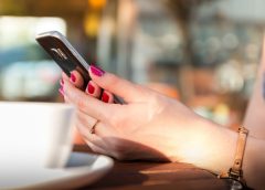 Like Alcohol: What Smartphone Addiction Is Really Doing to Us