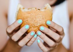 Eating at Lightning Speed: What Really Happens When You Eat Too Fast